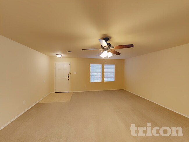 Building Photo - 1248 Collett St