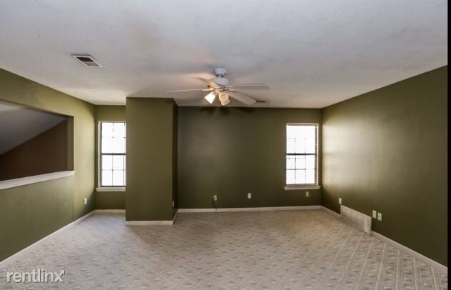 Building Photo - 2 br, 2.5 bath House - 1662 Old Mill Strm