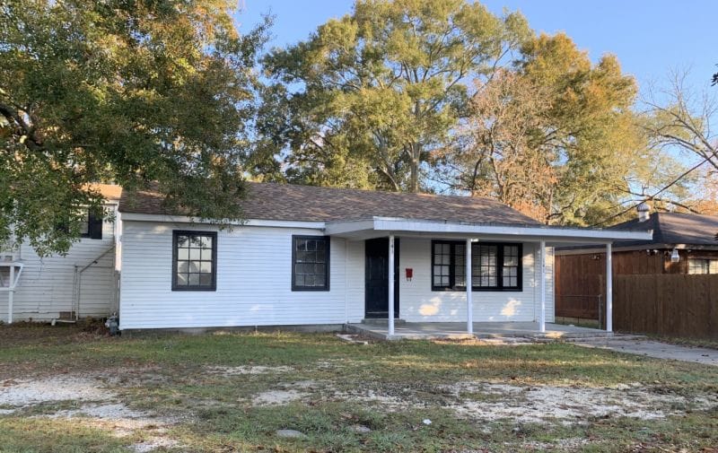 Foto principal - 141 Rosewood Dr