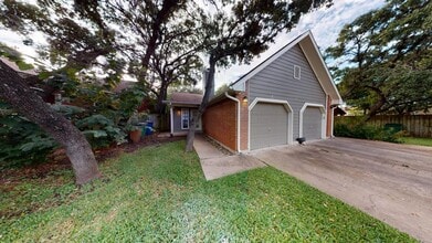 Building Photo - 8713 Clearbrook Trail