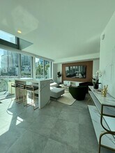 Building Photo - 92 SW 3rd St