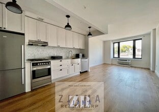 Building Photo - 409 Eastern Pkwy