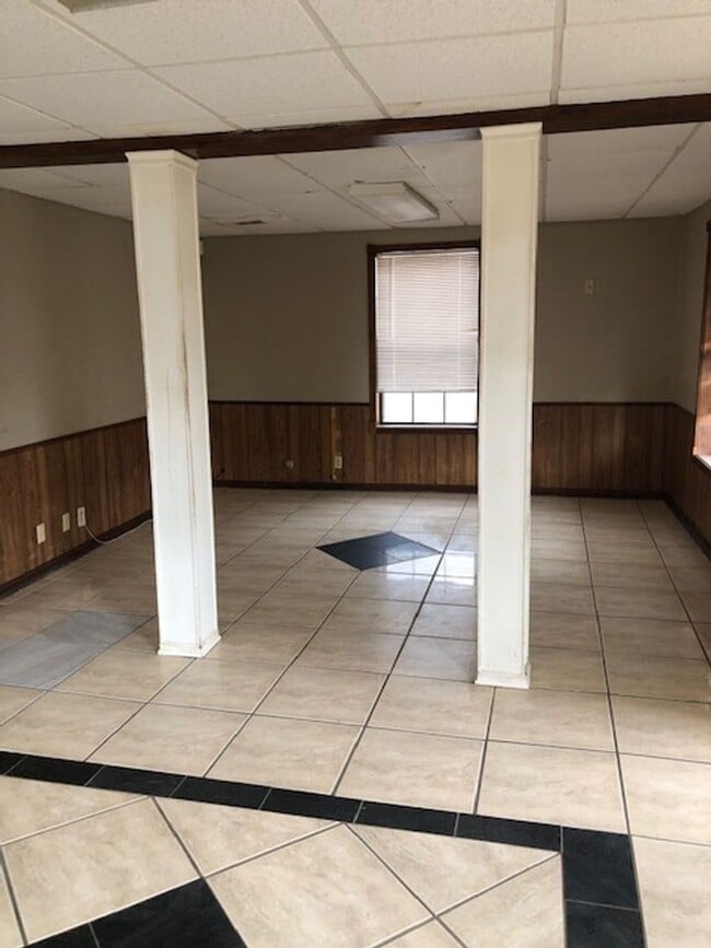 Building Photo - Section 8 approved