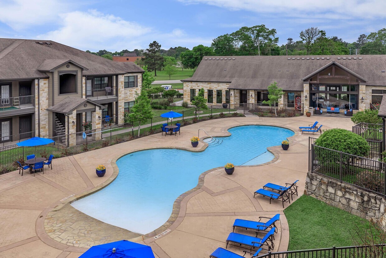 Town Creek Village Apartments Apartments in Montgomery, TX