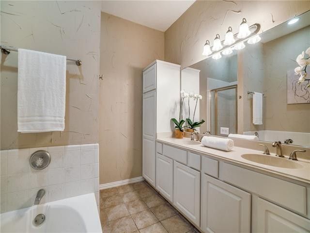 Building Photo - 8775 Halstead Ct