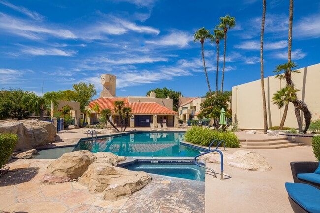2BR-2BATH IN SOUGHT AFTER TWELVE HUNDRED ... - 2BR-2BATH  IN SOUGHT AFTER TWELVE HUNDRED ... Apartment