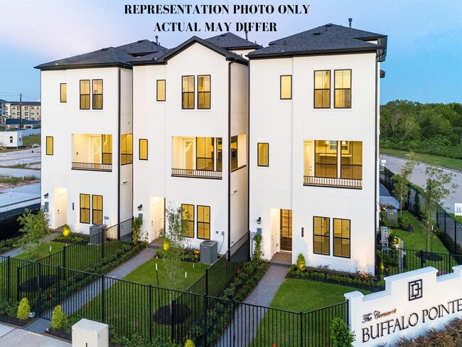 Building Photo - 2808 Grand Fountains Dr