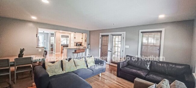 Foto del edificio - 918 Ware St SW