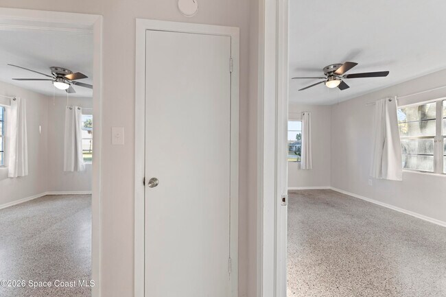 Foto del edificio - 1807 Elizabeth St