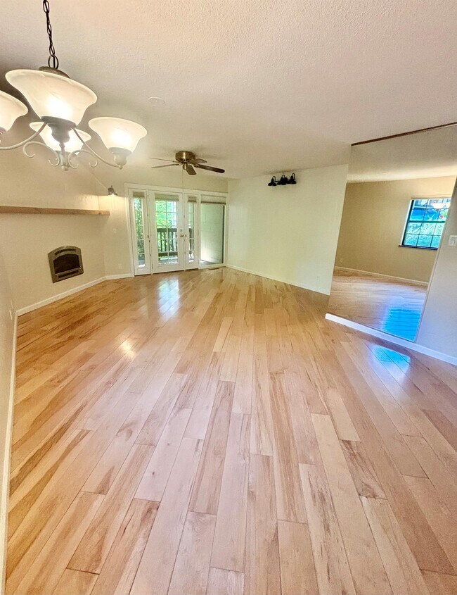 Foto del edificio - 315 Gracie Rd