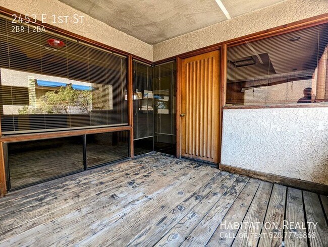 Foto del edificio - 2453 E 1st St