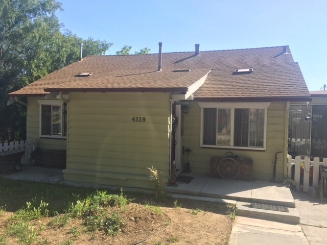 Building Photo - Duplex in La Mesa Village