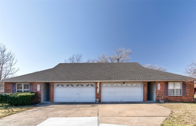 Foto del edificio - 706 Meghan St