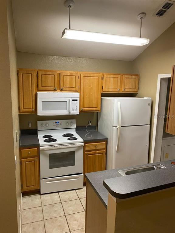 3396 Parkchester Square Blvd Unit 205, Orlando, FL 32835 Condo for