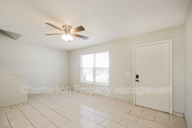 Foto del edificio - 3407 SW Victoria Pl