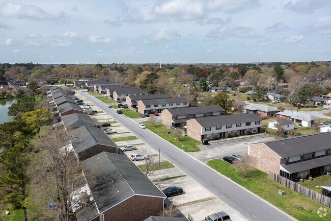 Vista aérea - Oakridge Townhouses
