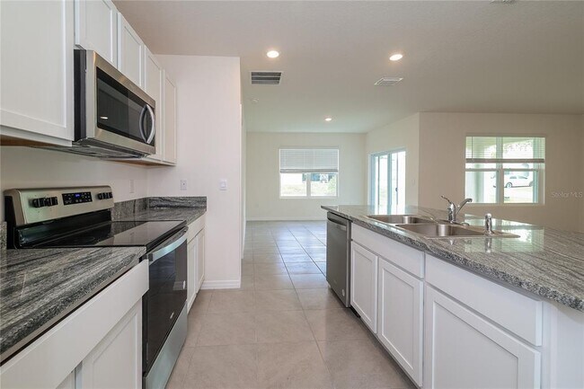 Foto del edificio - 15 Hickory Course Way