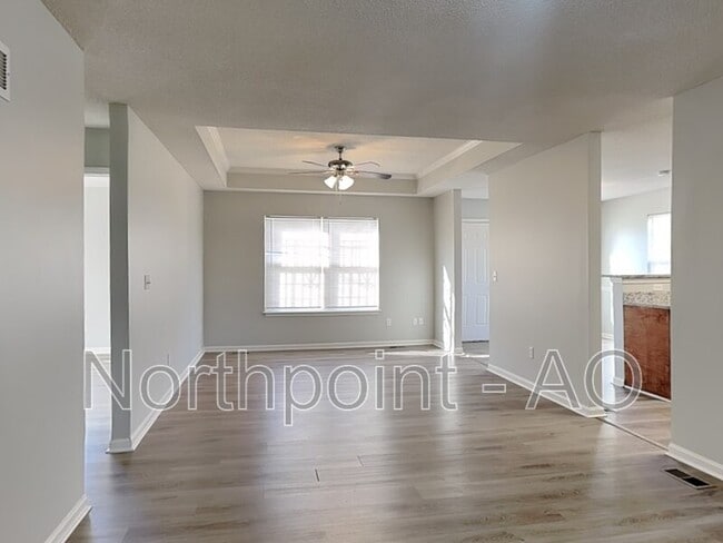 Building Photo - 4200 Woodland Ave