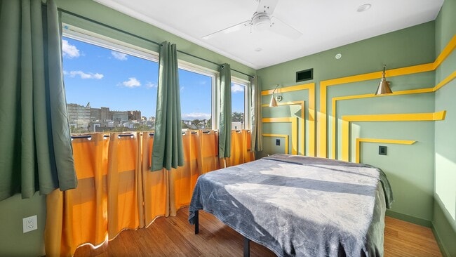 Photo - 1852 N Marshall St House