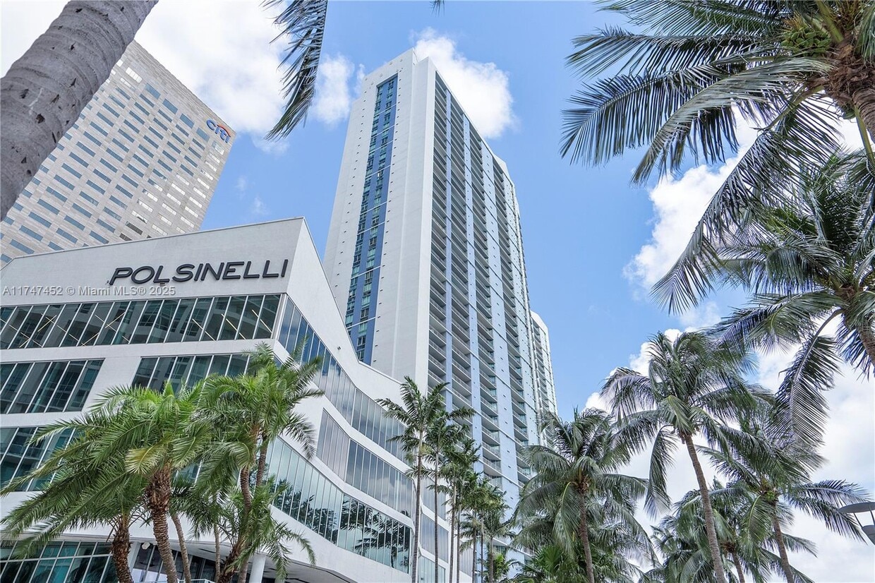 Photo - 325 S Biscayne Blvd (Miami, FL)