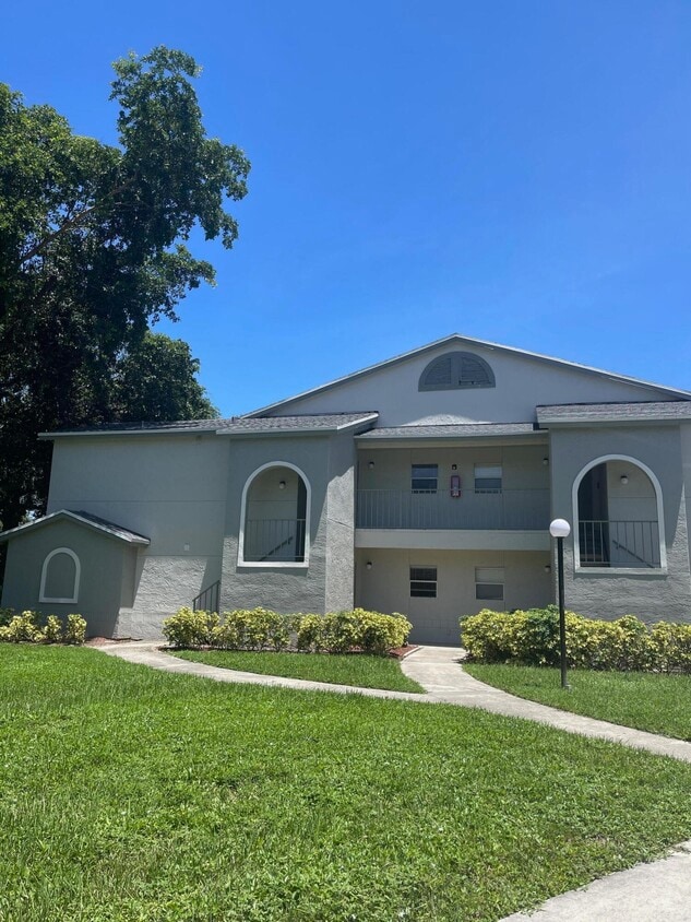 1401 Village Blvd Unit 322, West Palm Beach, FL 33409 Condo for Rent