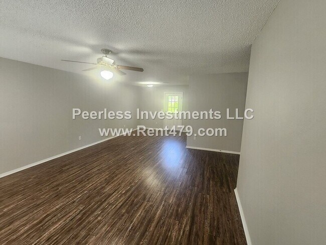 Foto del edificio - 511 4th Ave SW