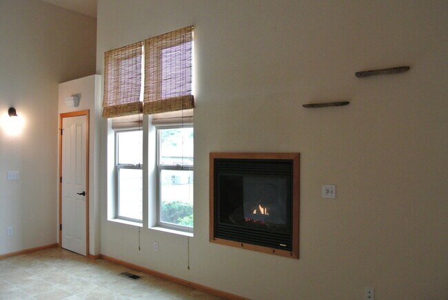 Foto del edificio - Corvallis Comfort & Convenience: Spacious 3-bedroom, 2.5 bath  Townhome