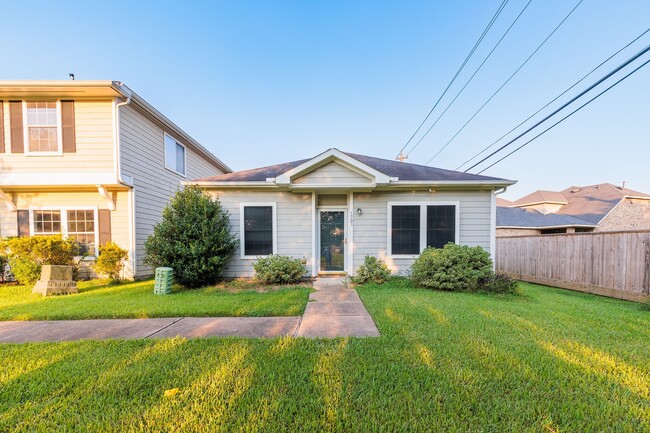 Building Photo - 1703 Nichole Woods Dr