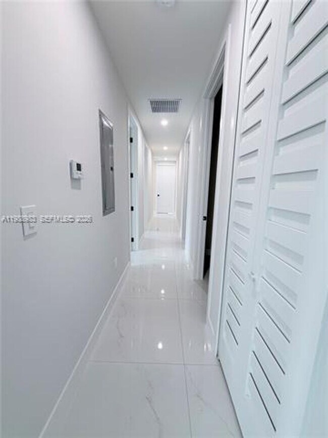 Foto del edificio - 12330 SW 219th St