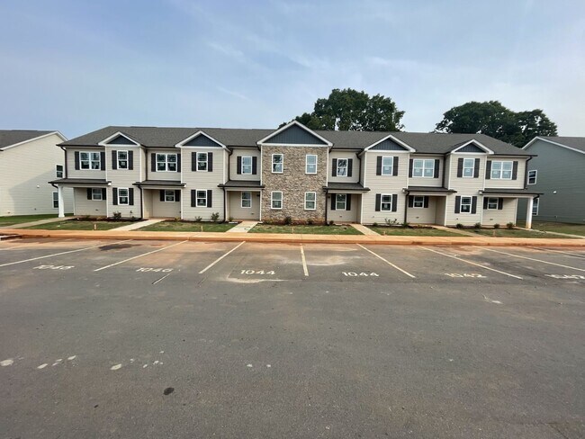 Foto del edificio - 3 Bd 2.5 Ba Townhome