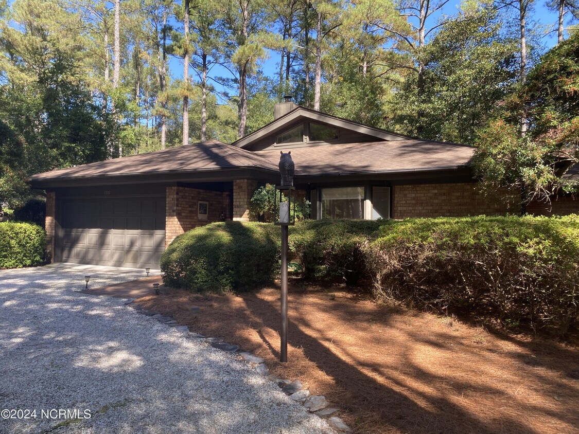 135 Westchester Cir, Pinehurst, NC 28374 House Rental in Pinehurst, NC