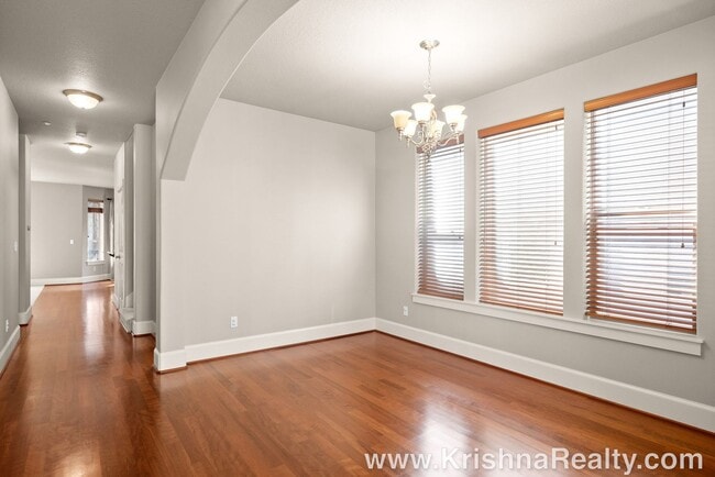 Building Photo - 11322 NW Kimble Ct