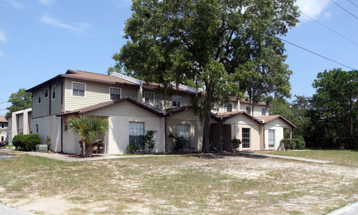 Foto del edificio - 1316 Sylvia Ave