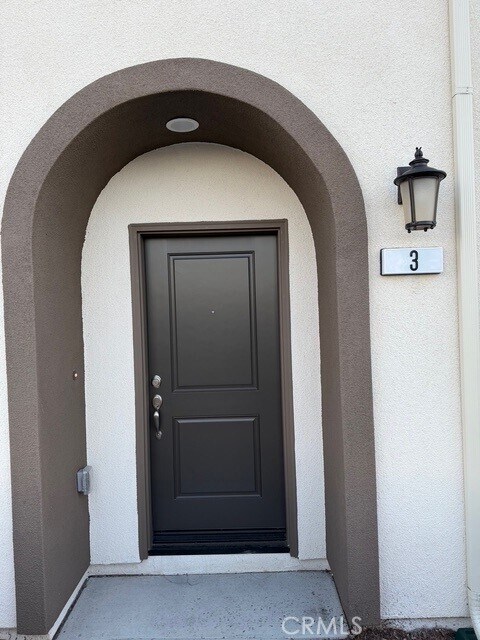 Foto del edificio - 2420 E Lincoln Ave