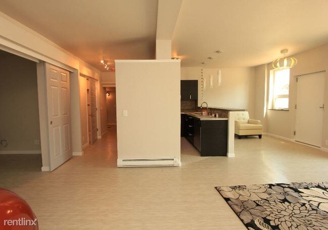Foto del edificio - 2 br, 1 bath House - 5032 5th Avenue