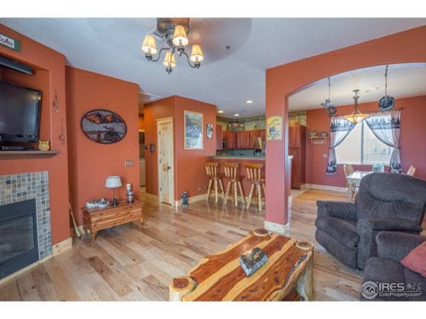 Building Photo - 2821 Willow Tree Ln