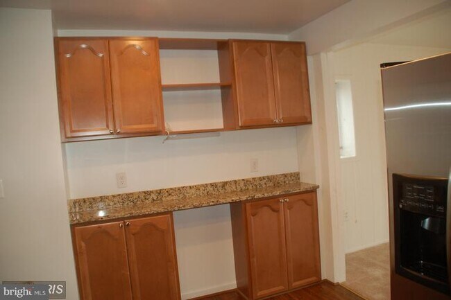 Building Photo - 3031 Sugar Ln