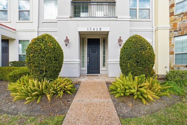 Foto del edificio - 13428 Preston Cliff Ct