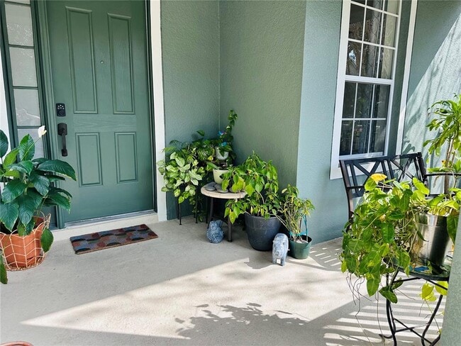 Building Photo - 10801 Spider Lily Dr