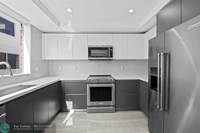 Foto del edificio - 700 NE 14th Ave