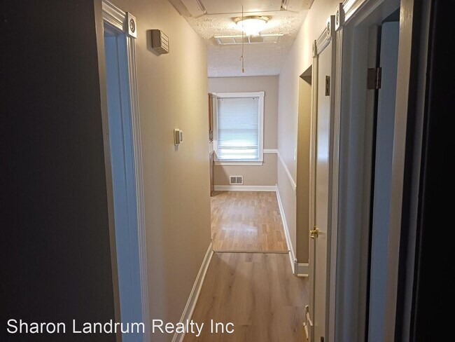 Building Photo - 2 br, 1 bath House - 6006 Lewis Way