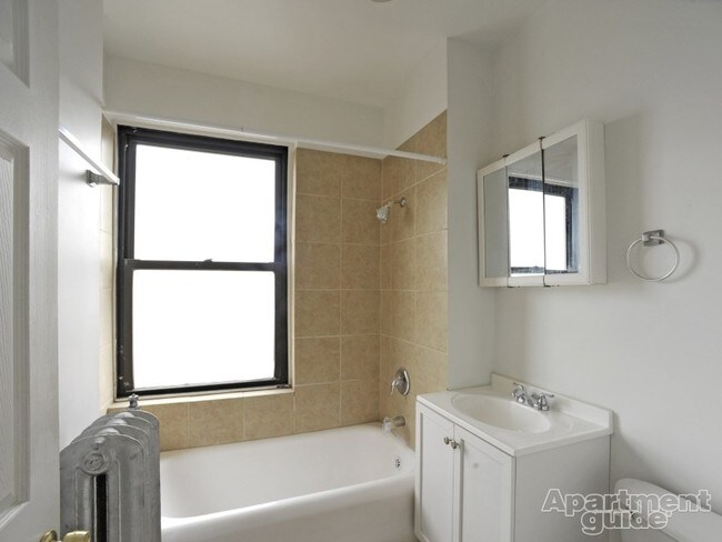Foto del edificio - 741-53 E 79th St