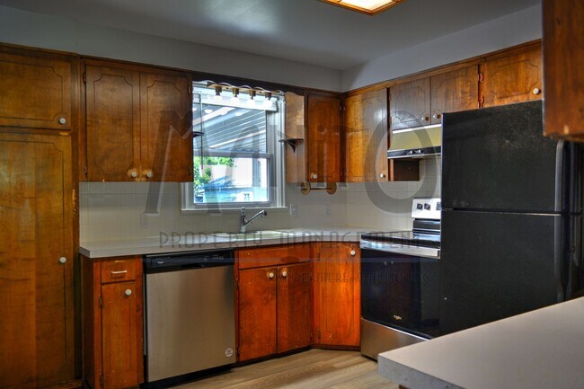 Foto del edificio - Shadle Area Rancher