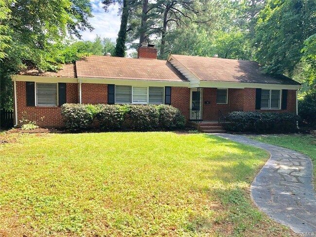 Foto del edificio - 6810 Edmonstone Ave