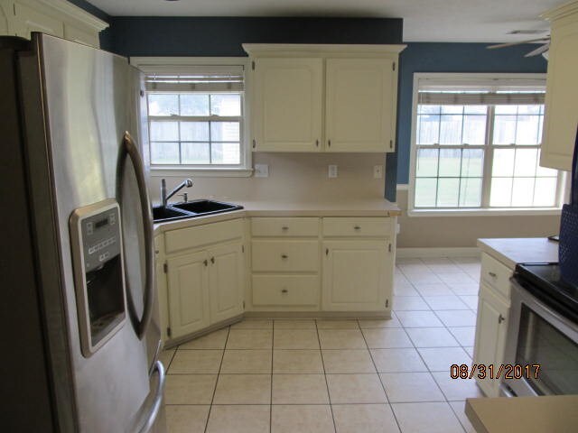 Foto del edificio - 40 Robin Ln