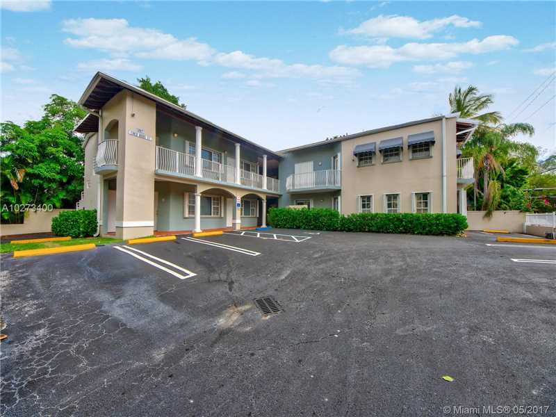 Foto principal - 3007 Bird Ave