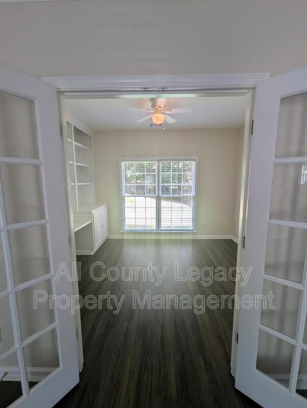 Photo - 4920 Agate Dr House