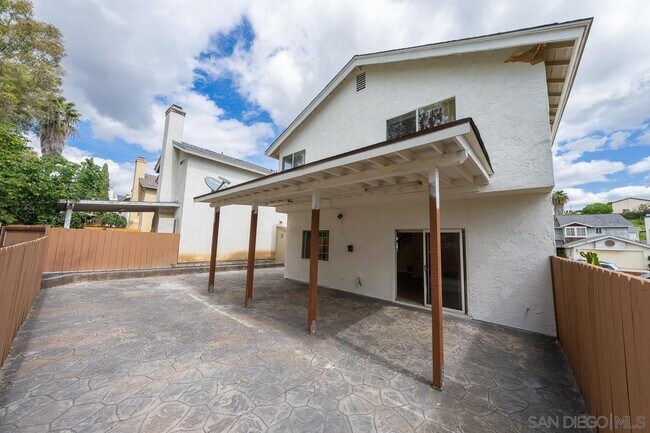 Foto del edificio - 7951 Tinaja Ln