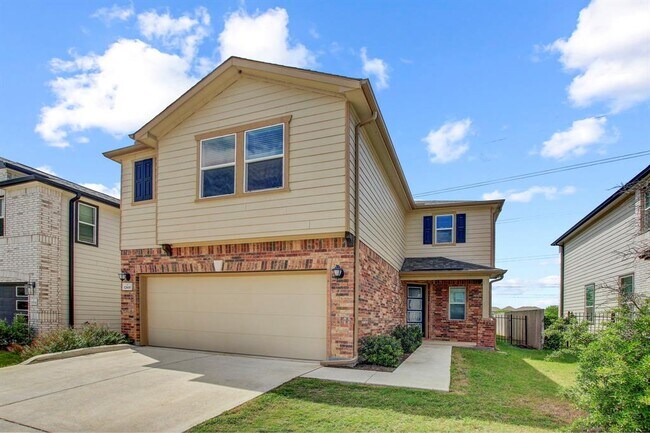 Building Photo - 12600 Anthology St