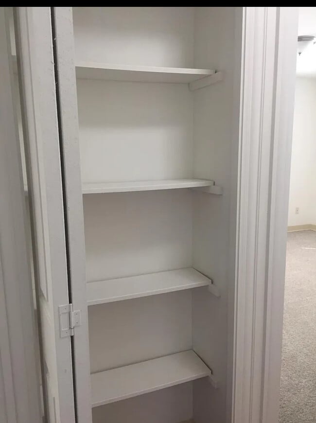 Foto del edificio - 2720 Hidden Dr